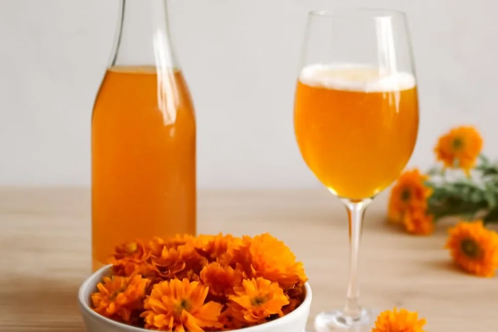 Как приготовить шампанское из бархатцев в домашних условиях